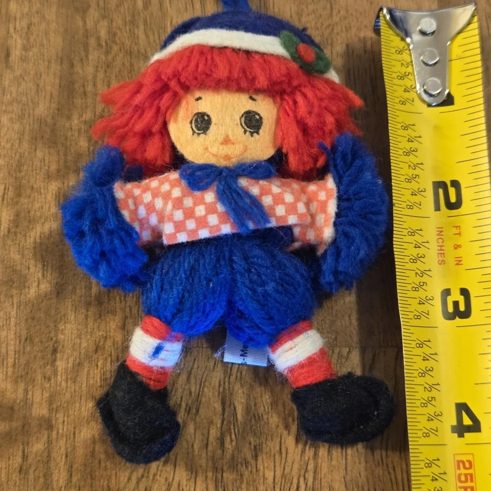 Vintage 1975 Raggedy Andy Christmas Ornament Bobbs Merrill Yarn Doll Plush 4